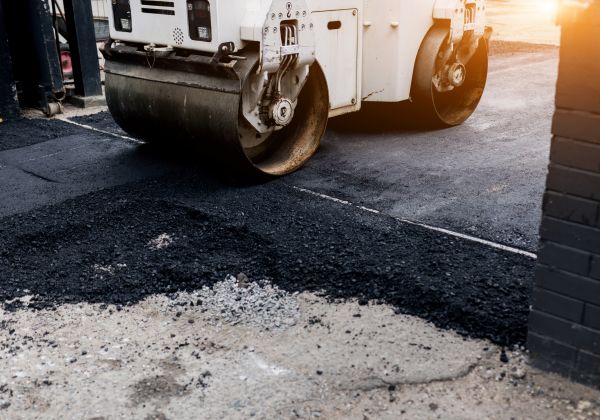 Cost of Blacktop Resealing in Corona