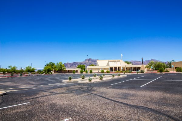 Cost of Parking Lot Crack Filling in Corona