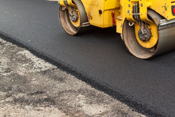 Cost of Asphalt Driveway Resurfacing in Corona