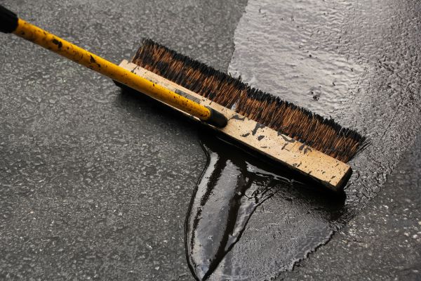 Cost of Asphalt Driveway Sealing in Corona