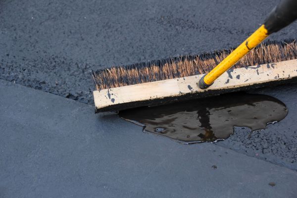 Cost of Blacktop Sealcoating in Corona